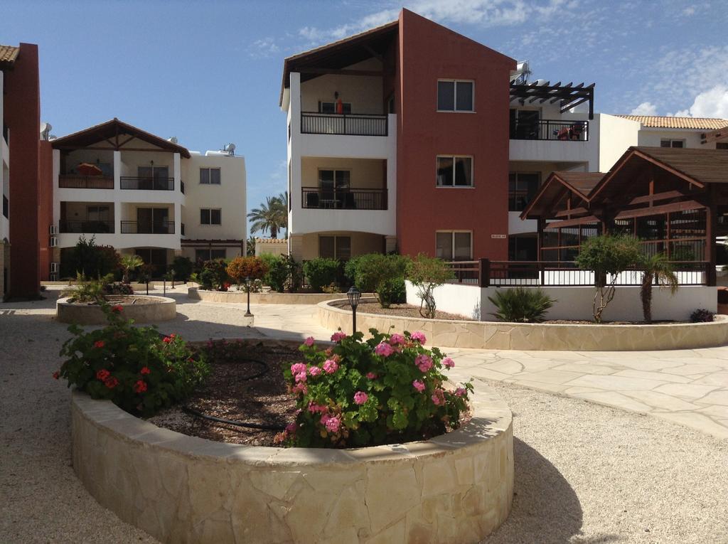 Adriana Holiday Resort Paphos Extérieur photo