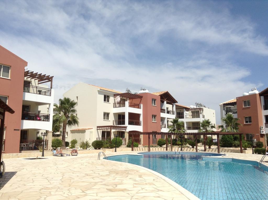 Adriana Holiday Resort Paphos Extérieur photo