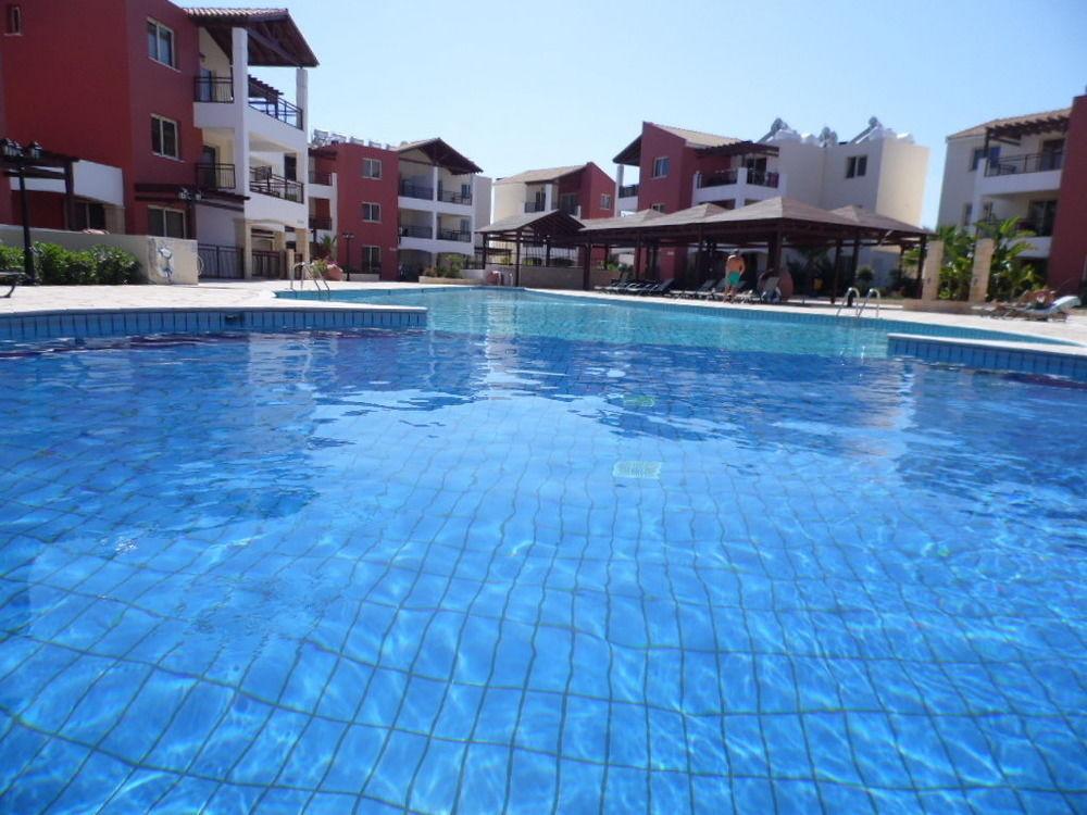 Adriana Holiday Resort Paphos Extérieur photo