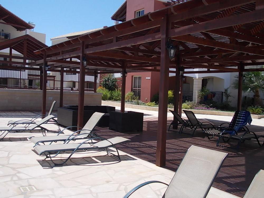 Adriana Holiday Resort Paphos Extérieur photo