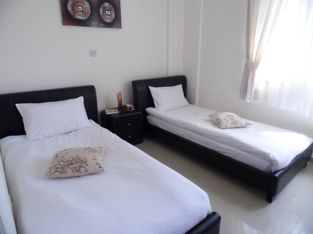 Adriana Holiday Resort Paphos Extérieur photo