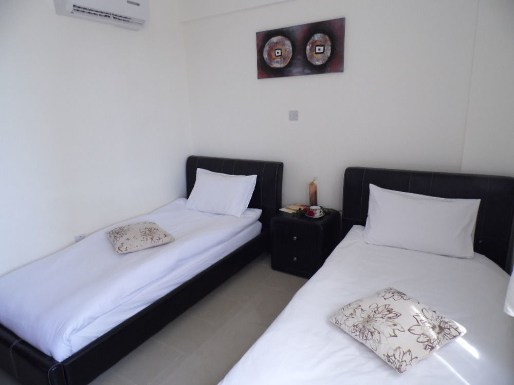 Adriana Holiday Resort Paphos Extérieur photo